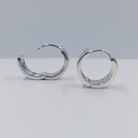 Aretes argolla huggie 1.5 cm