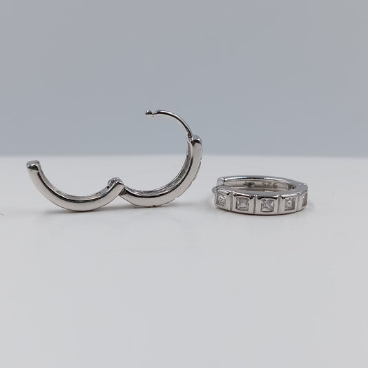 Aretes argolla huggie 1.5 cm