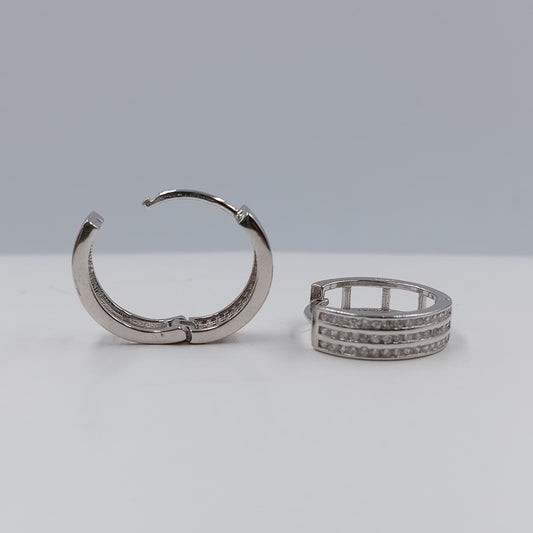 Aretes argolla huggie 1.7 cm