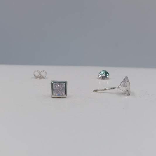 Arete chispa cuadrada 5 mm