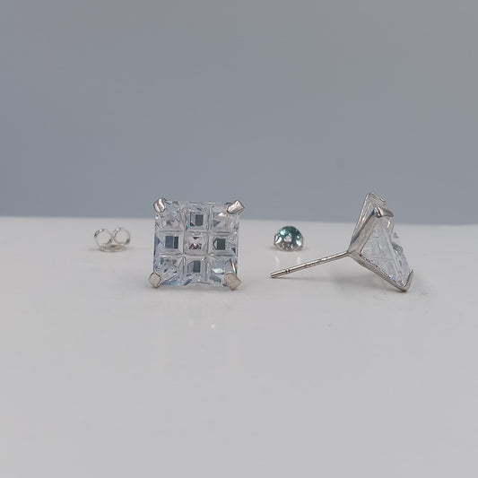 Arete chispa cuadrada 11 mm