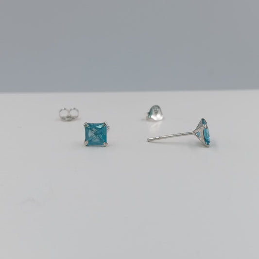 Arete chispa cuadrada 5 mm