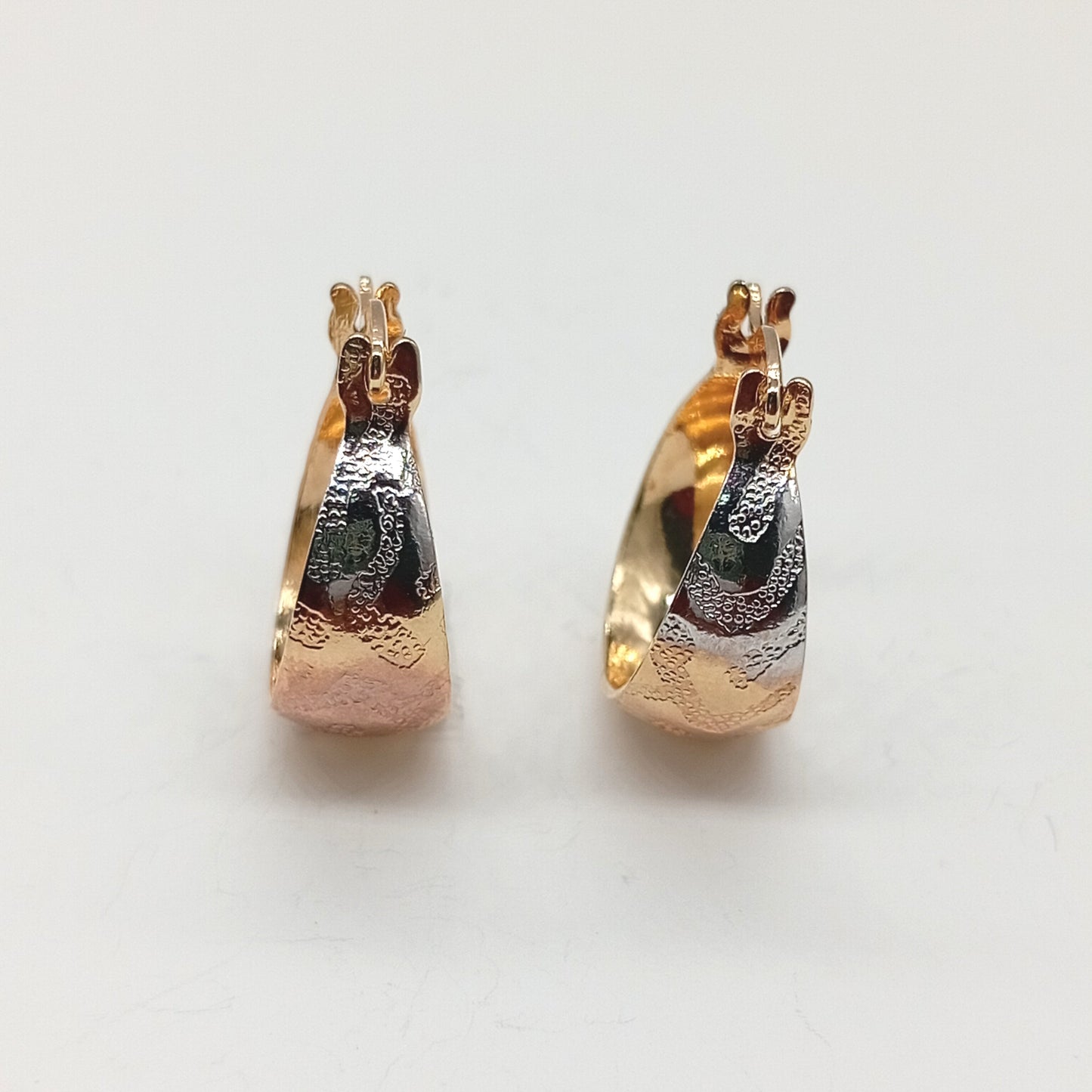 Aretes argolla estilo italiana 1.5 cm
