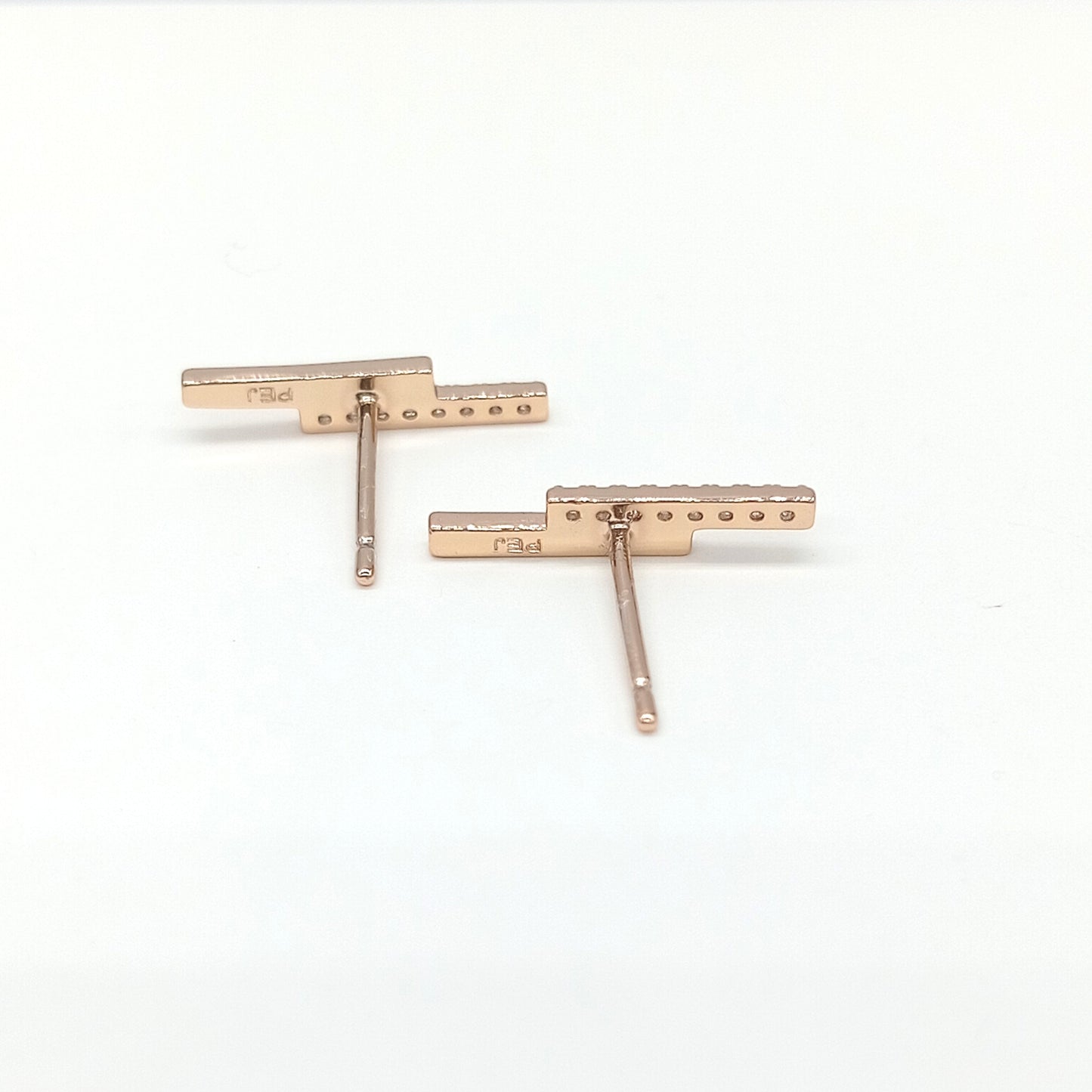 Arete corto lineal