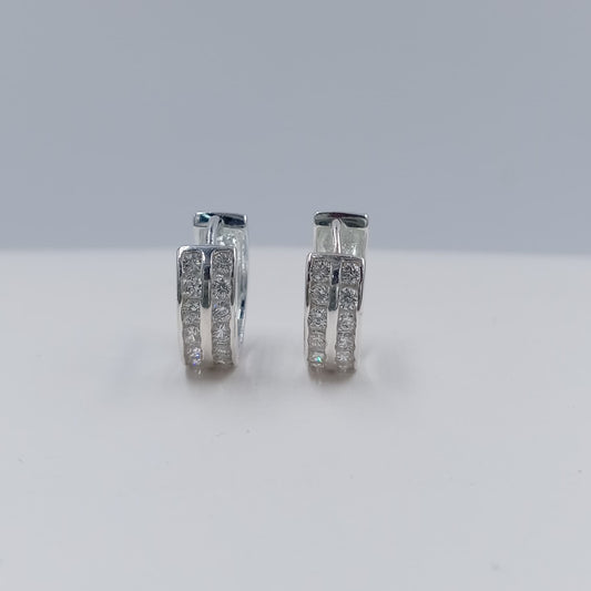 Aretes argolla huggie 1.5 cm