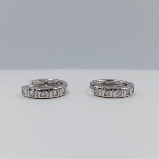 Aretes argolla huggie 1.5 cm