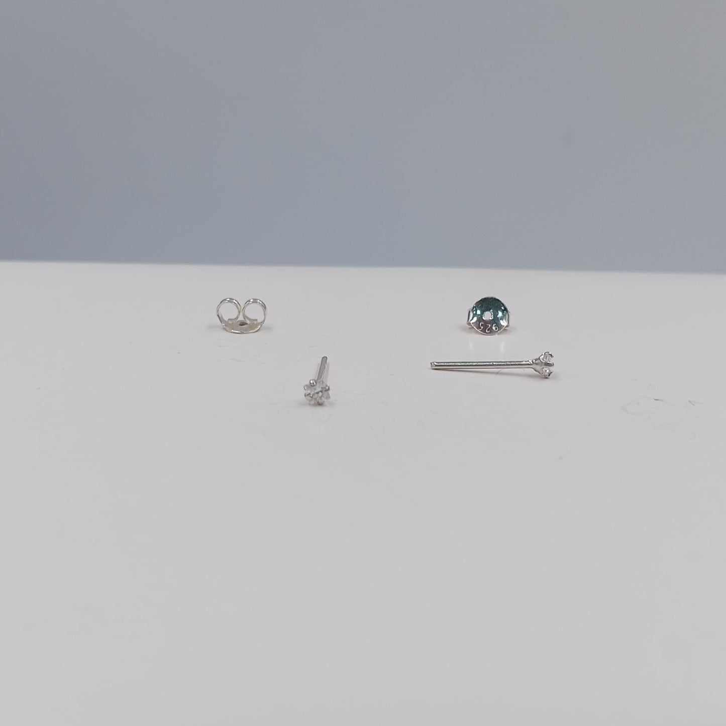 Arete chispa cuadrada 2 mm
